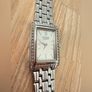 Vintage citizen Quartz ladies rectangular silver tone watch NEW BATTERY